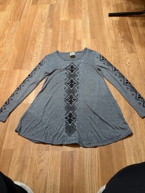 Vocal Made in USA Gray Rhinestone Aztec Tunic Embellished Long Sleeve Top